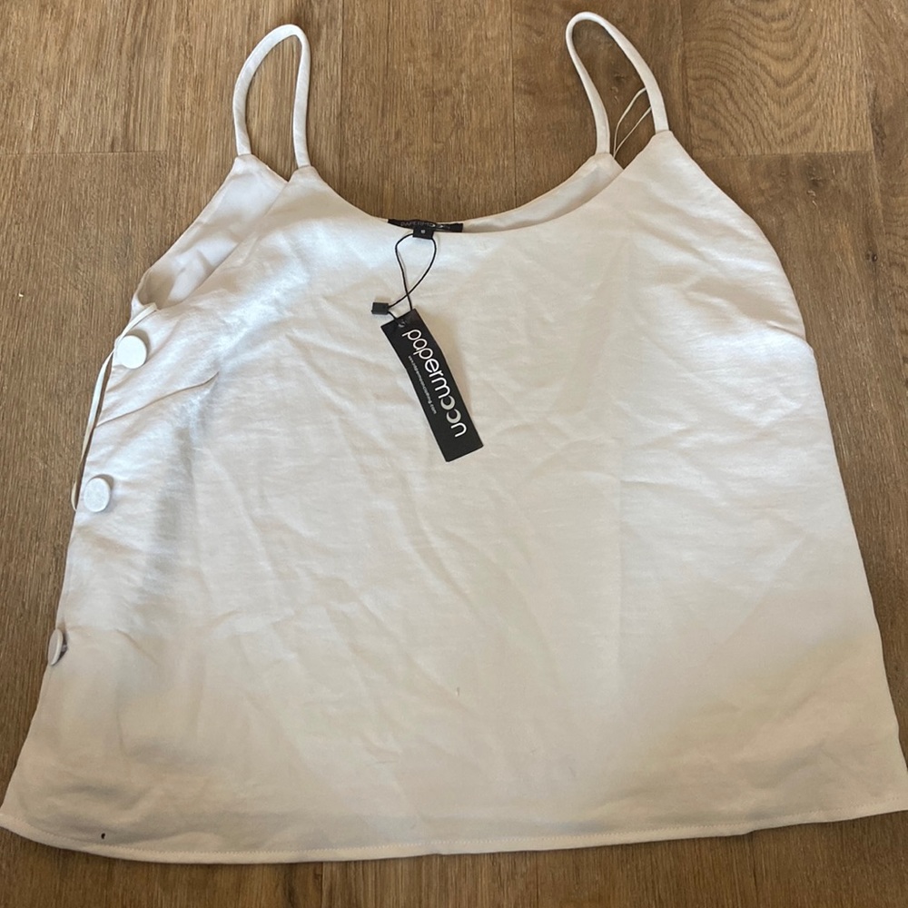 Flowy tank